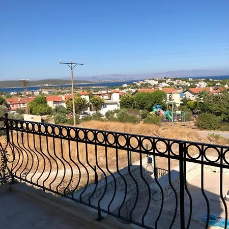 Villa Alacati Yalida Oezel Havuzlu Villa Cesme